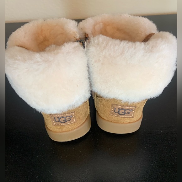 UGG Baby Girl RAMONA Boot CHESTNUT Suede INFANT Size 2/3 Small 6-12 Months - Picture 4 of 12